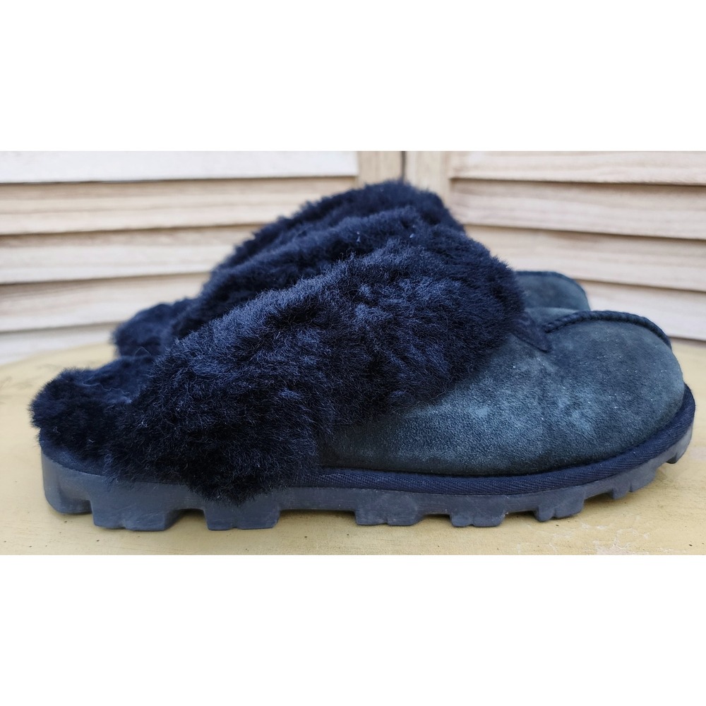 UGG Sz 8 Black Suede Sheepskin Hard Sole Slippers 5125 Cozy Warm Winter Fall